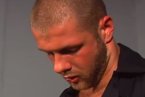 Fuck this horny officer