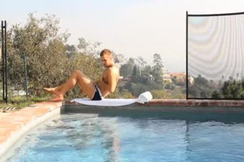 homosexualRoom boy gets An After Swim Poolside hammer