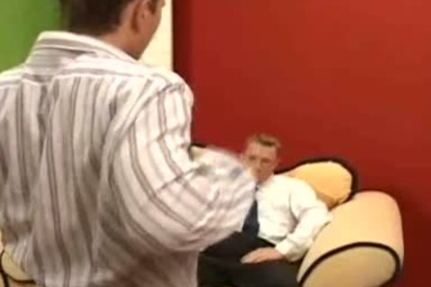 gay undressper seduces A slutty Hunk