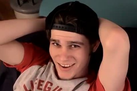 JT Has A Smooth Body And A filthy wazoo