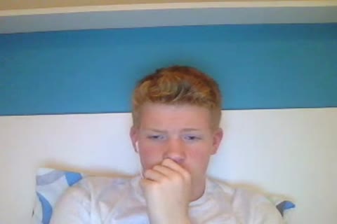 concupiscent 18yo lad From Belgium Fingers His booty - W