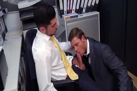 Leo Domenico (Office)