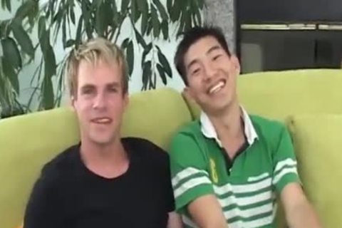 Gan Johnnytran-mobi-1