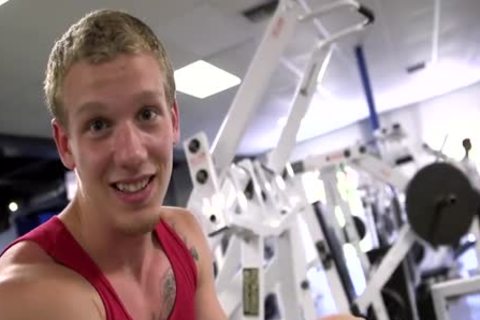 Gym pecker