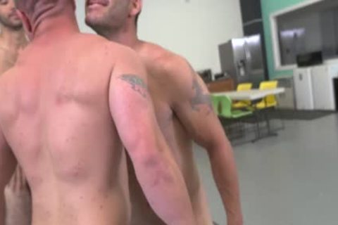 GRAB ass - Hunky Boss Teaches His Office Team All About Teamwork