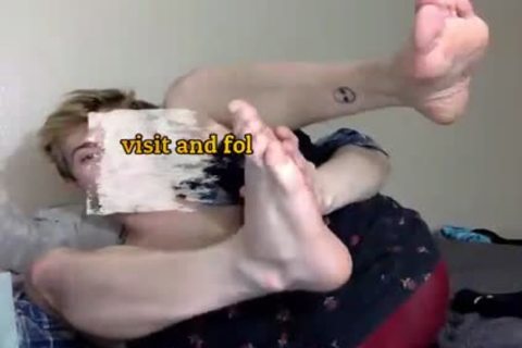 lusty lad likes toy wazoo Play On cam