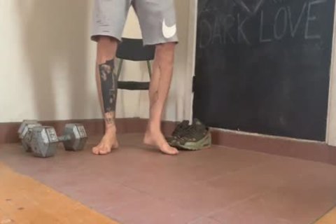 Bo Sinn Jerks Off