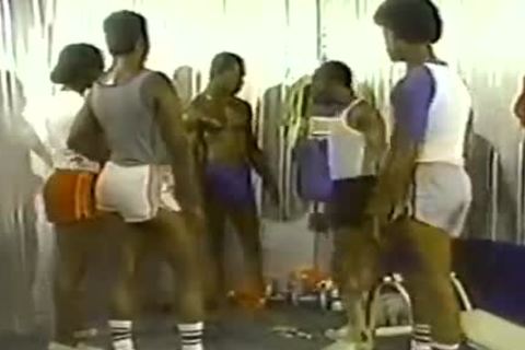 Gym Workout Turns Into BBC homo orgy