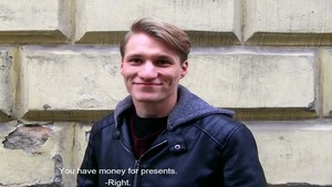 Shredded blond-haired twink craving a pretty handjob