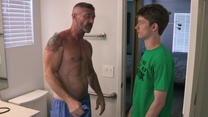 FamilyDick.com - Keith Ryan with Felix Maze medical butt sex