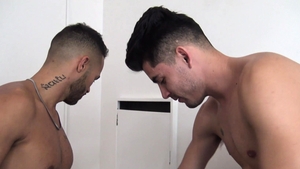 Latin Leche: Tight fuck for cash