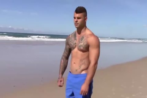 str8 Aussie Buff
