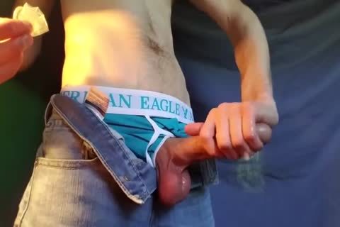 moist Loads, A Comp For The Ladies!