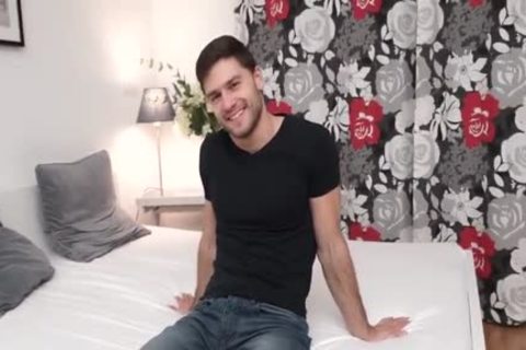 straight Hunk try-out