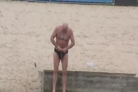 Spy older fellows And Grandpas Swimming naked