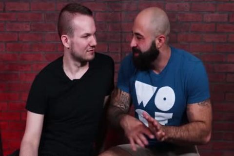 Bearback - Furry Hunks Atlas Grant & Devin Tyler pound In The Bear Den