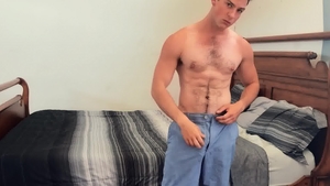 Sean Cody: Athletic Archie fingering in the bed