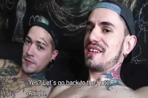 SeXYTourist gets Paid&hammer In Hotel