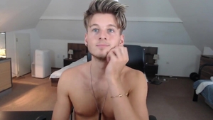 blonde chap With large rod webcam