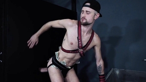 Club Inferno Dungeon - Twink boy Alex Killian fisting video