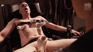 Club Inferno Dungeon - Bondage sex scene