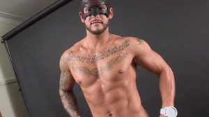 Maskurbate - Star has a passion for slamming hard