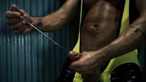 FetishMen: Juicy Dominic Pacifico fucks with balls Dominic