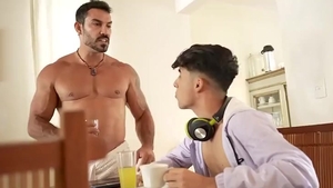 Muscled latino twink goes in for hard ramming