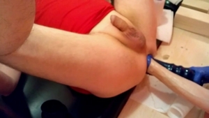 076 - Training With Hand And sex-dildo