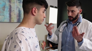 DoctorTapes: Scott Shows Rob His Long, Hard Secret Weapon