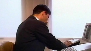 Falcon Studios: Scott O'Whispers Through the Crack