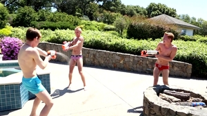 Next Door Twink: Amateur Outdoor Twinks